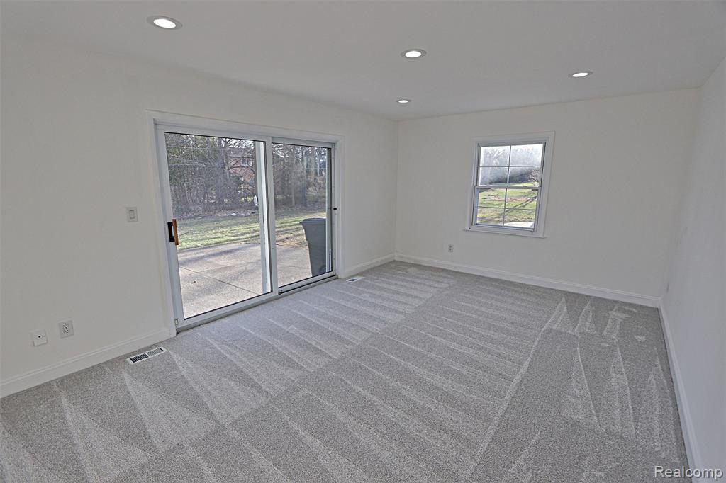 4739 Quarton Road, Bloomfield Hills, MI 48301 — Photo 21