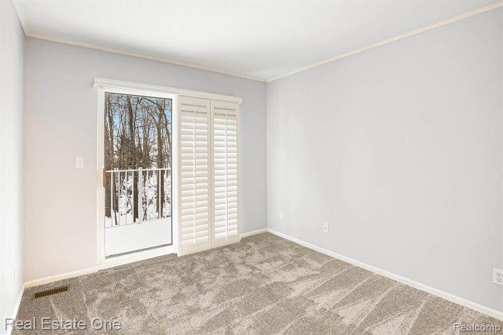 44882 Marigold Drive, Sterling Heights, MI 48314 — Photo 8