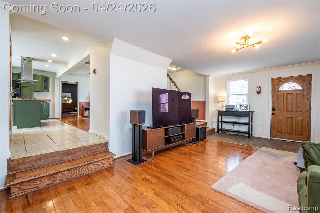 51 Hamata Avenue, Hazel Park, MI 48030 — Photo 7