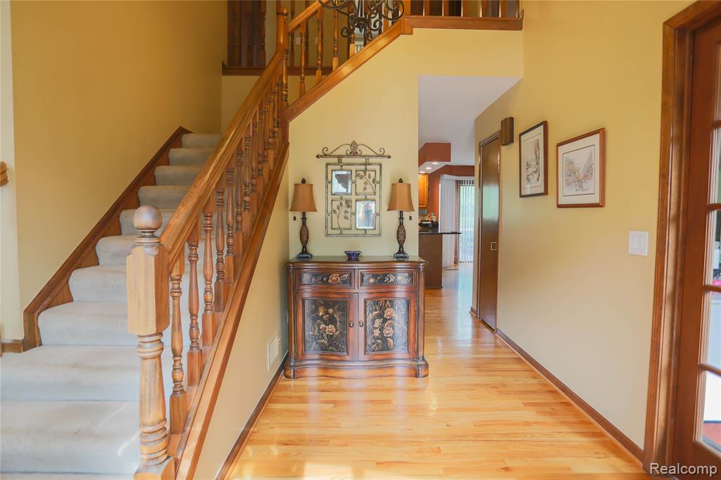 810 Box Canyon Court, Rochester Hills, MI 48309 — Photo 6