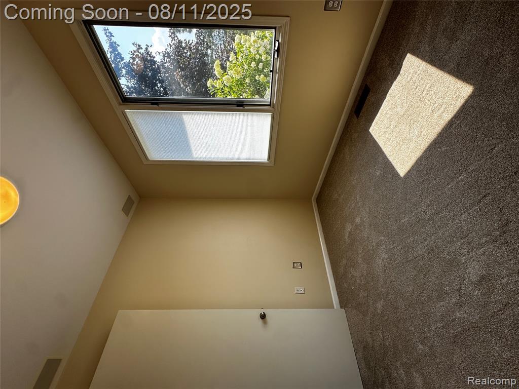49401 Pine Ridge Drive, Plymouth, MI 48170 — Photo 37