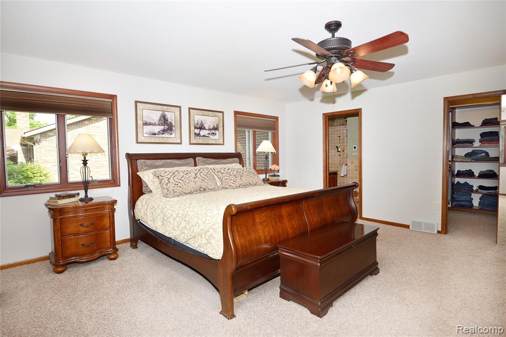 960 Eckford Drive, Troy, MI 48085 — Photo 12