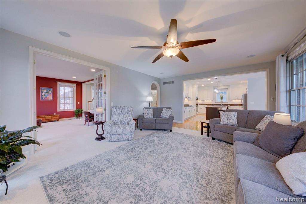 49776 Garfield Lane, Canton, MI 48188 — Photo 11
