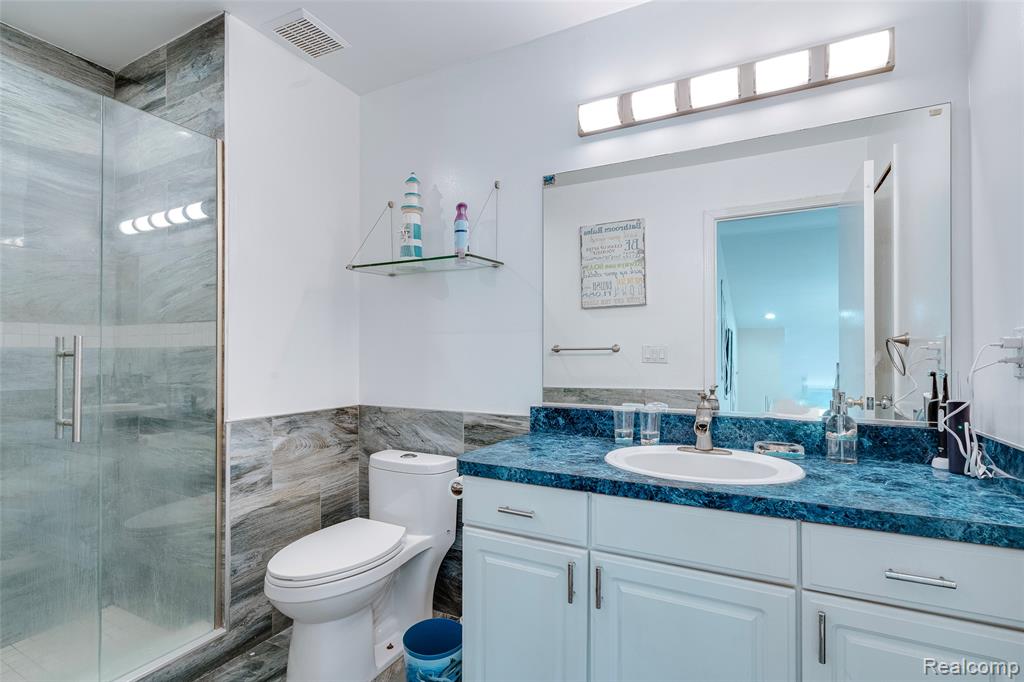 43730 Algonquin Drive, Novi, MI — Photo 37