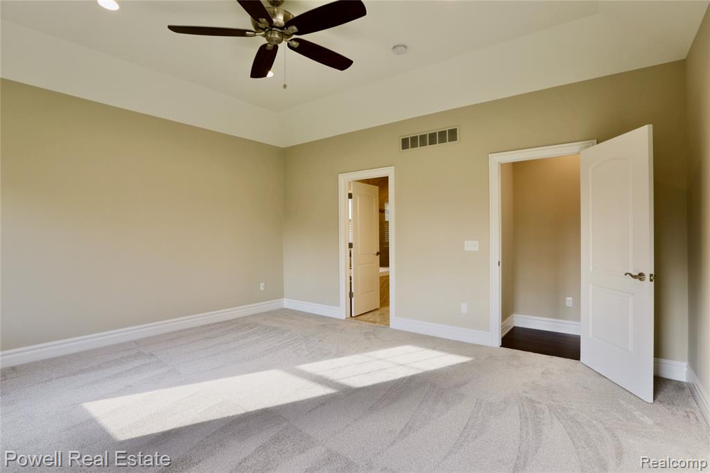 423 Verona Drive, Rochester Hills, MI 48307 — Photo 17