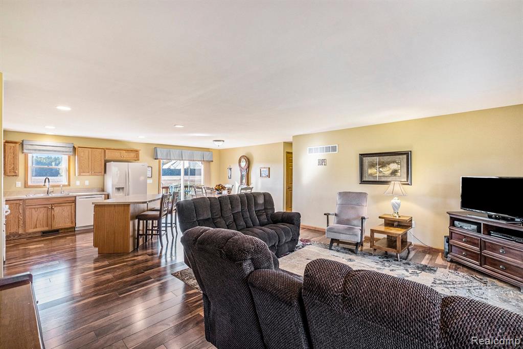 3720 CASTLE Road, North Branch, MI 48461 — Photo 8