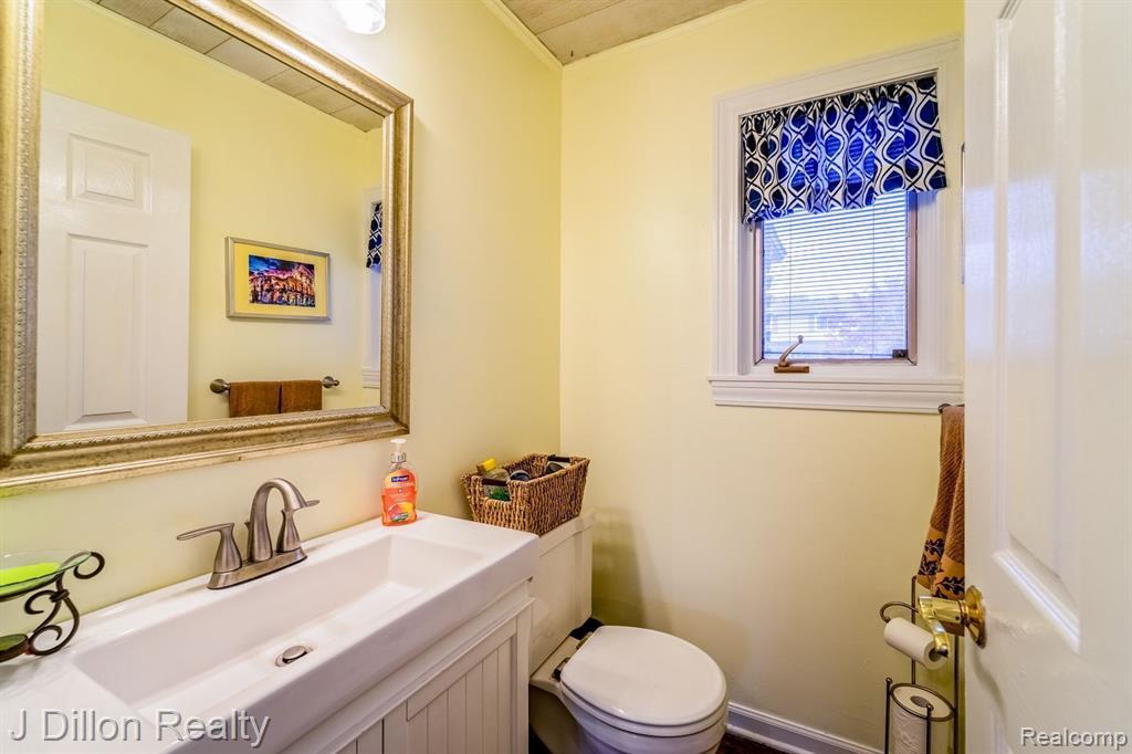 43682 LOMBARDY Drive, Canton, MI 48187 — Photo 37