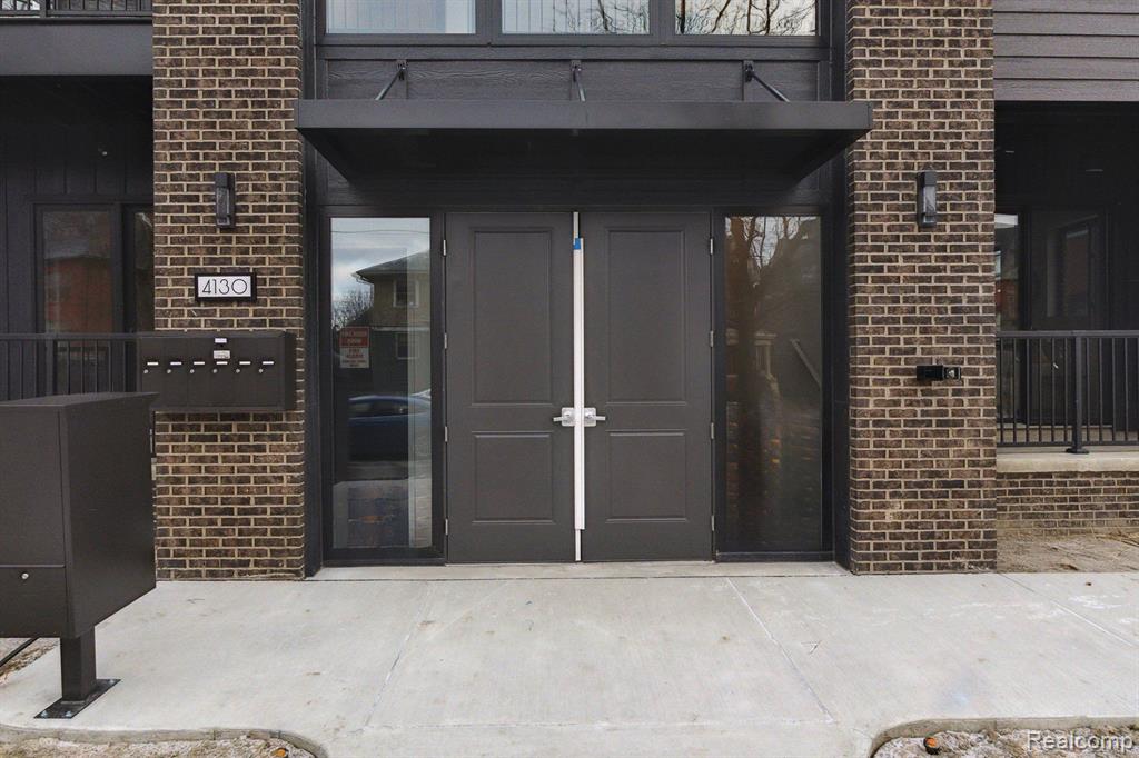 4130 TRUMBULL Street, 4, Detroit, MI 48208 — Photo 2