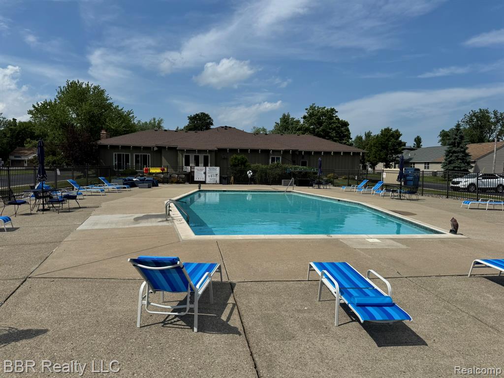 8337 Colony Drive, 4, Grosse Ile, MI 48138 — Photo 18