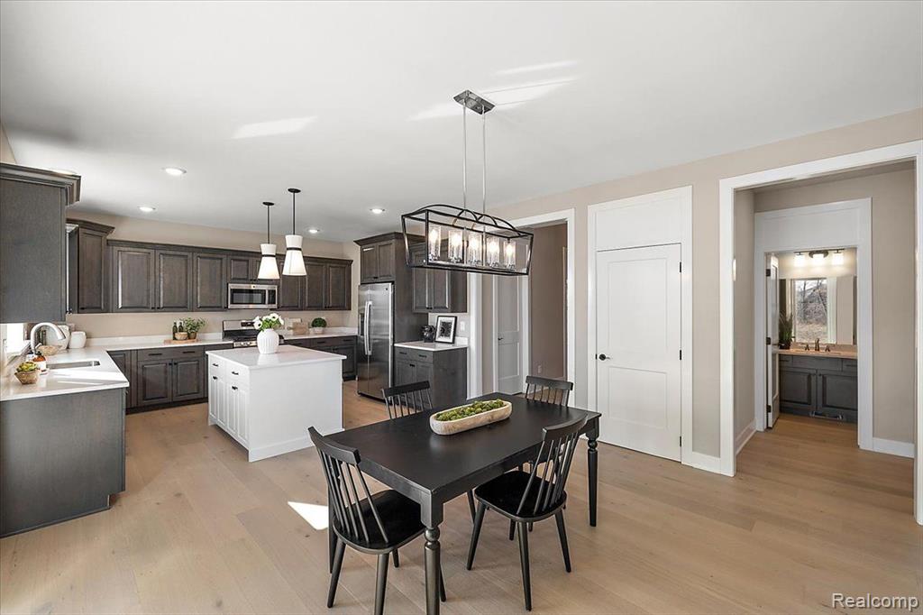 45166 TWIN RIVER Drive, Macomb, MI 48044 — Photo 24
