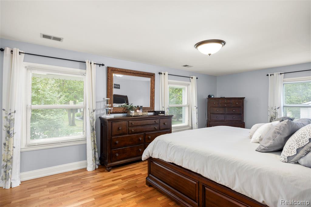 527 Greenwich Lane, Grand Blanc, MI 48439 — Photo 27