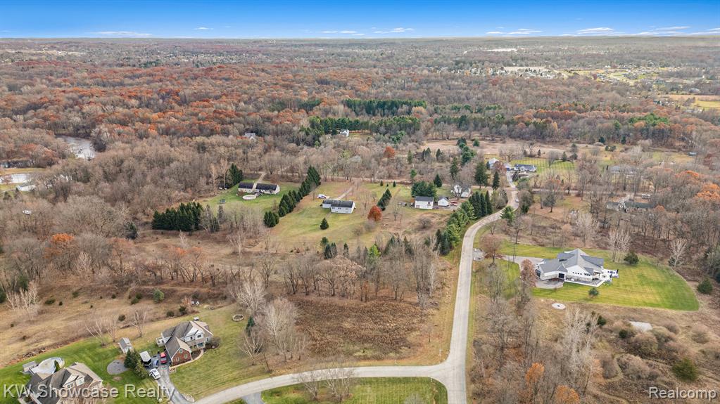 5100 Birch Lane, Davisburg, MI — Photo 12