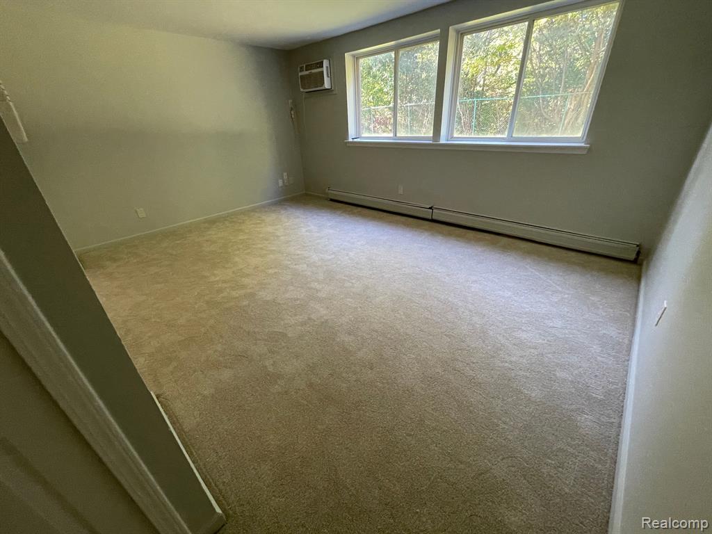 7460 CENTRAL ST APT 3, Westland, MI — Photo 5