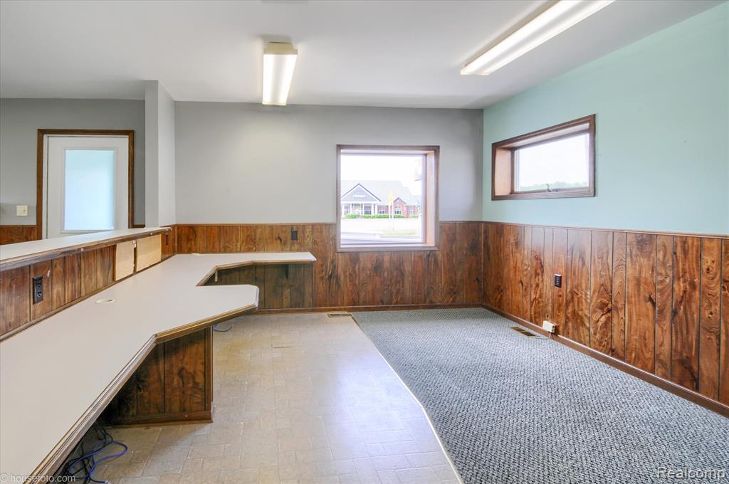 520 Imlay City Road, Lapeer, MI 48446 — Photo 9