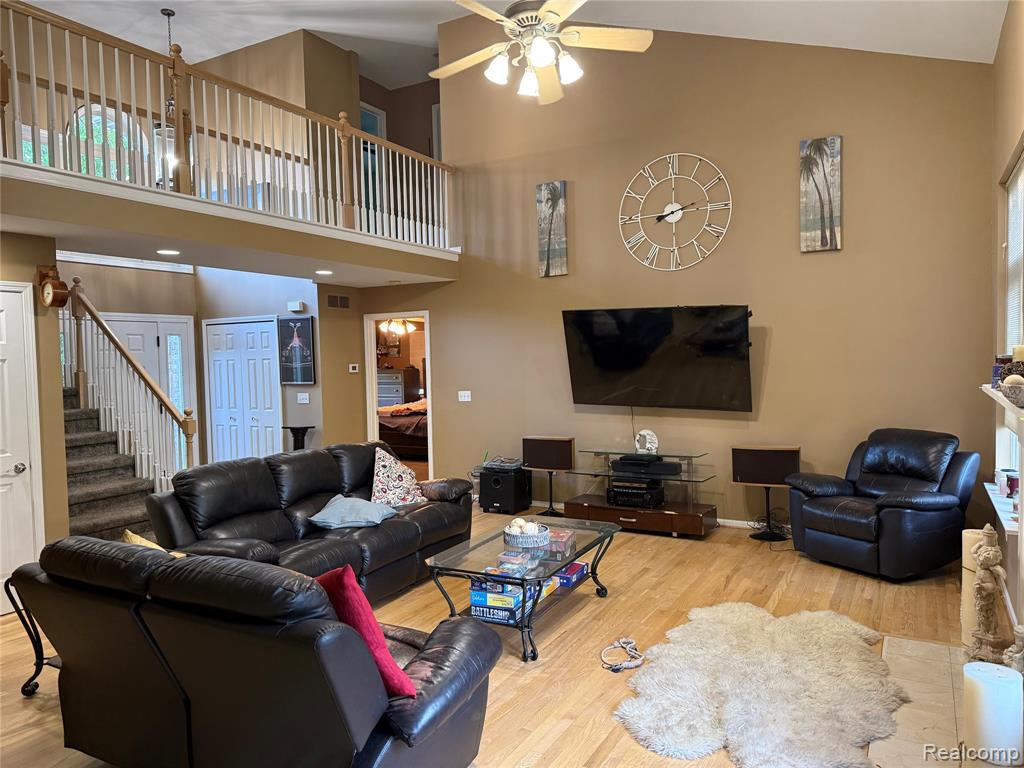 8318 Mill Pointe Court, Goodrich Vlg, MI — Photo 11