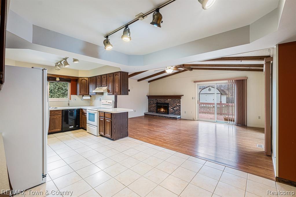 8401 Bellechasse Drive, Davison, MI 48423 — Photo 7