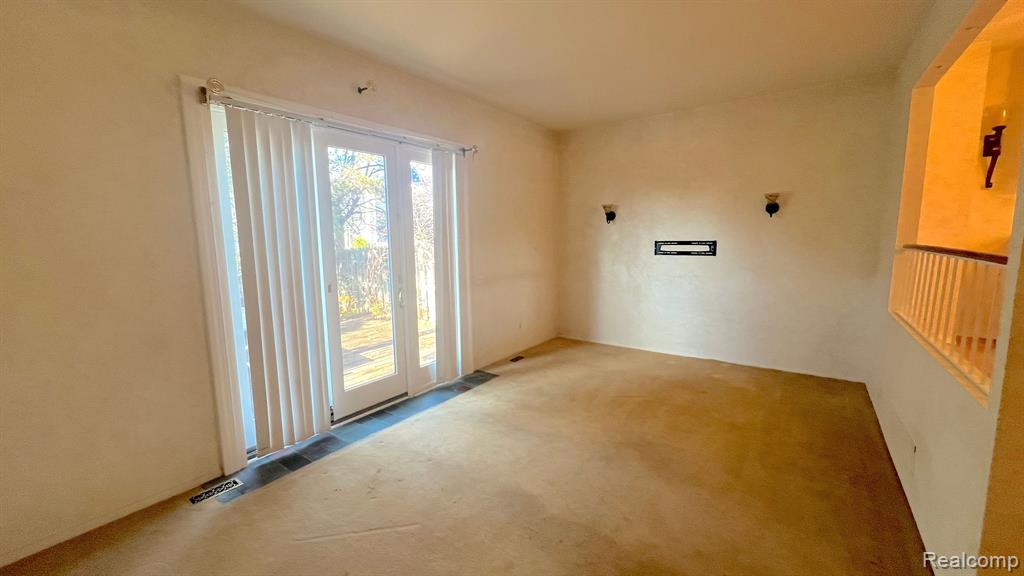 19751 HAYES Court, Northville, MI 48167 — Photo 6