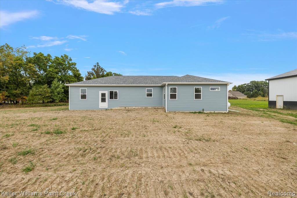 2647 Country Kate Lane, Imlay City, MI 48444 — Photo 7