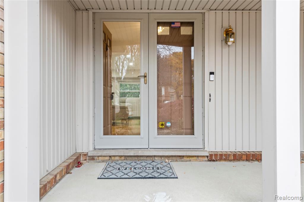 4537 Whisper Way Drive, Troy, MI 48098 — Photo 3