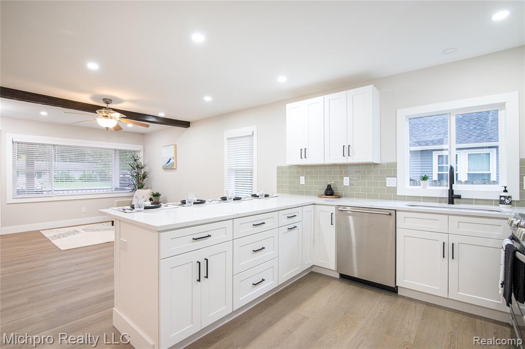 4577 Jerome Road, Clarkston, MI — Photo 11
