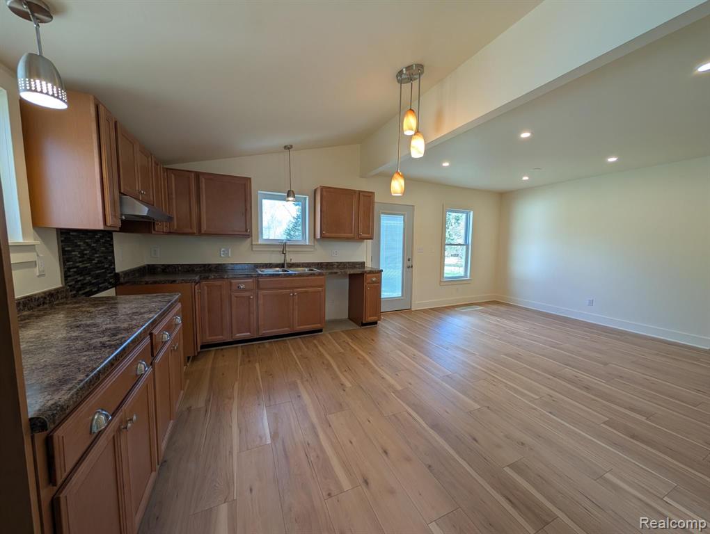507 Hickory Street, Linden, MI 48451 — Photo 2