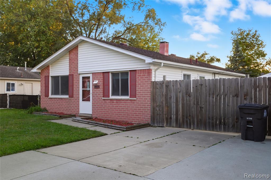 9404 Princess Street, Taylor, MI 48180 — Photo 2