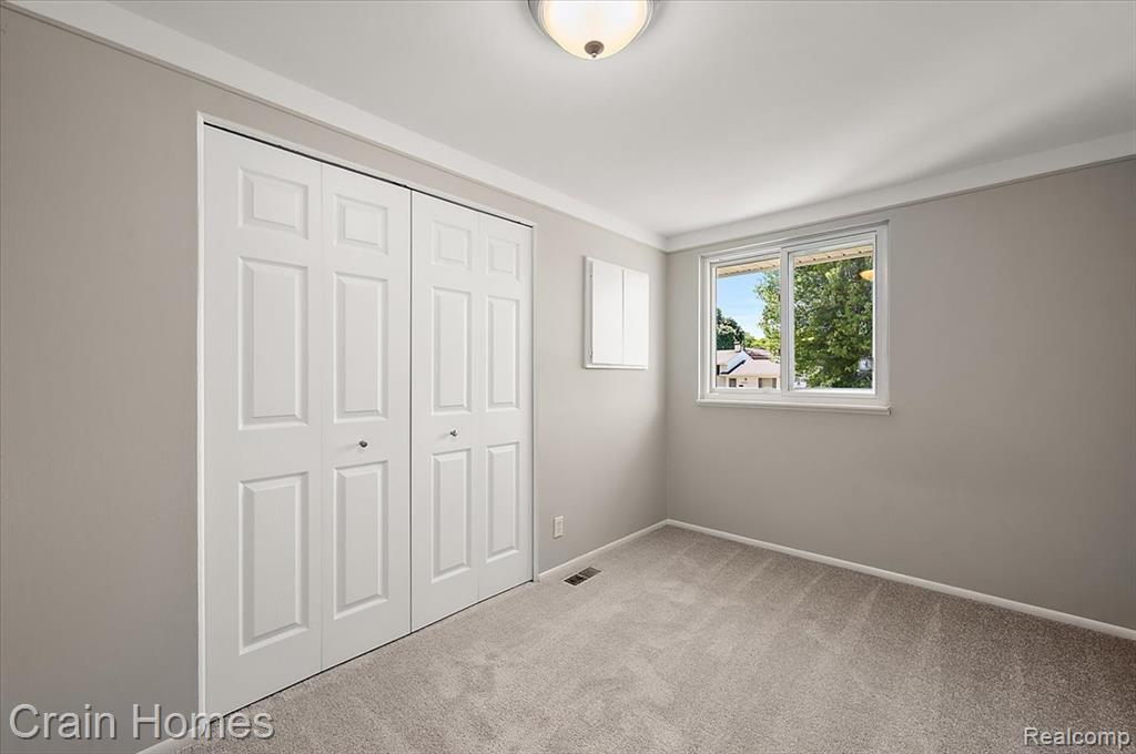 39648 Parklawn Drive, Sterling Heights, MI 48313 — Photo 26