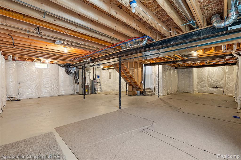 6510 Leigh Hollow Road, West Bloomfield, MI — Photo 38
