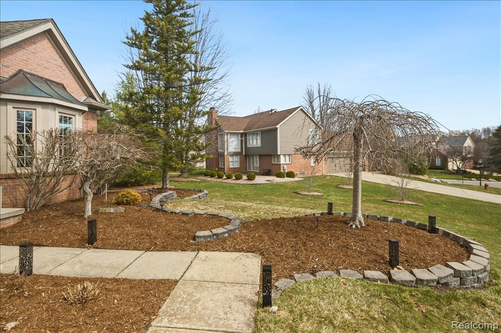 4471 S Castlewood Court, Auburn Hills, MI 48326 — Photo 60