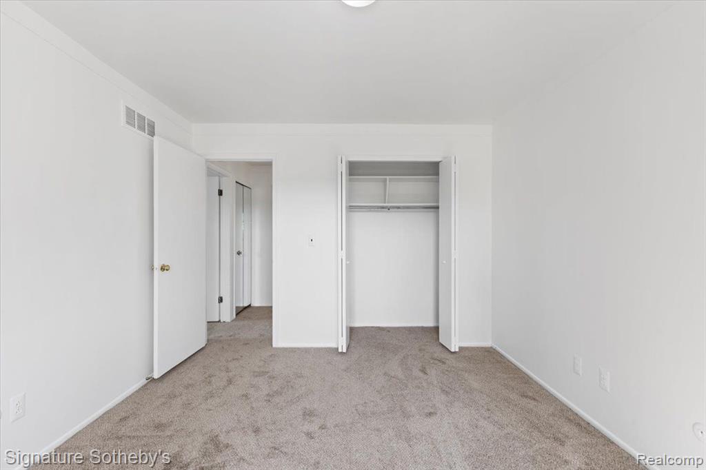 27598 E ECHO, 248, Farmington Hills, MI 48334 — Photo 12