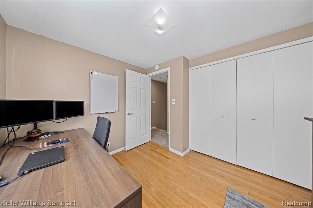 5795 LIMESTONE Drive, Troy, MI 48085 — Photo 29