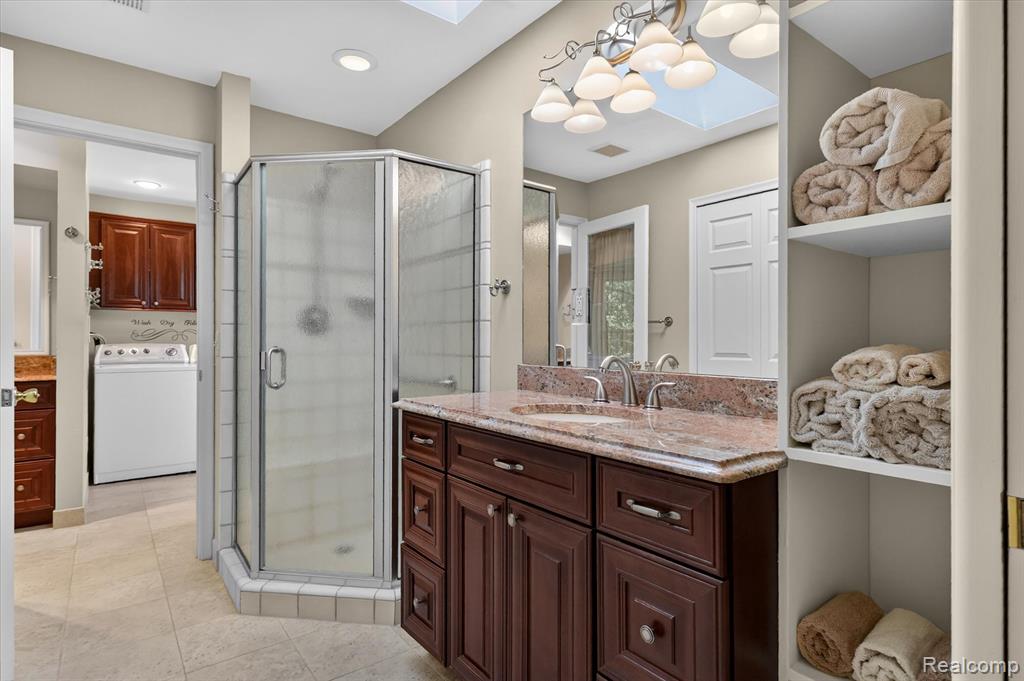 12664 Lashbrook Lane W, Brighton, MI 48114 — Photo 17