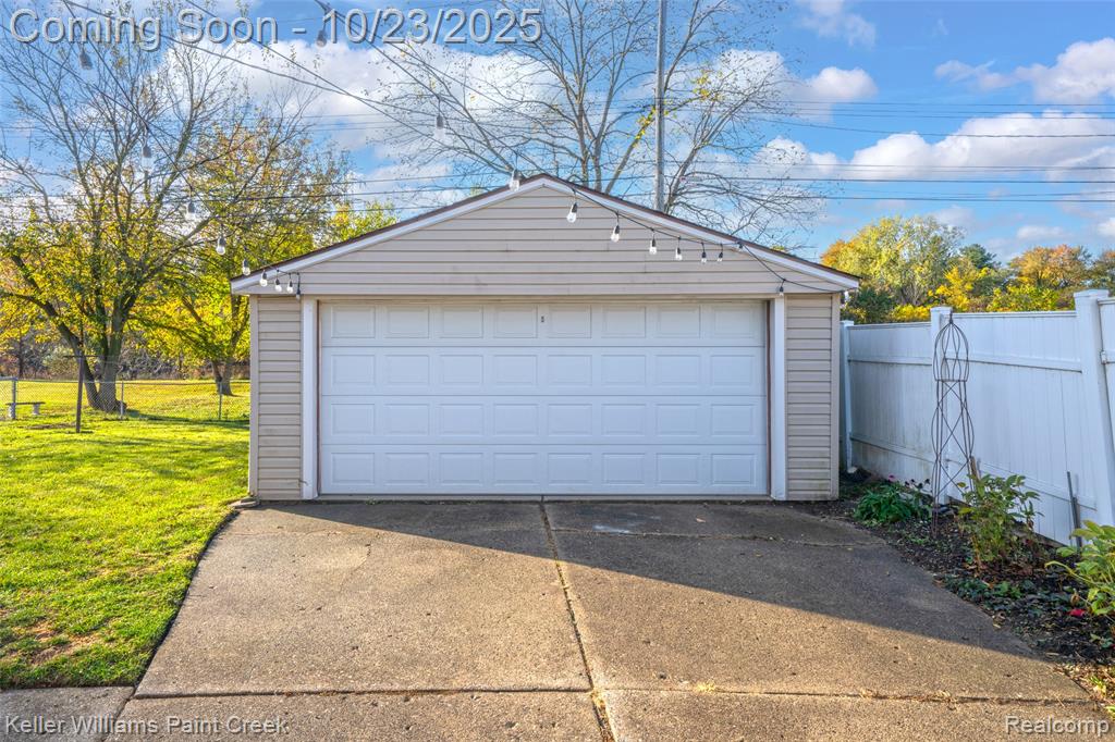4638 Berwyn Drive, Warren, MI 48092 — Photo 21