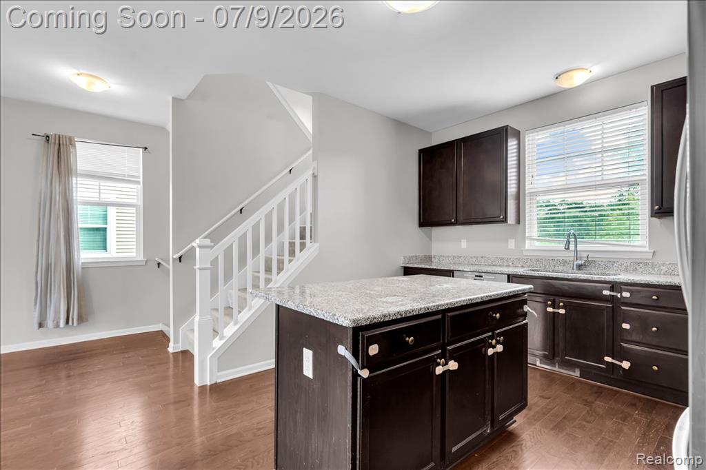 4600 Bradley Circle, Troy, MI 48085 — Photo 9