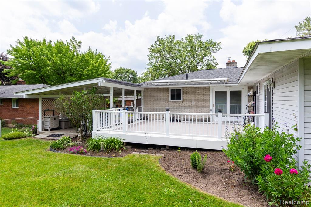 772 Robbinann Drive, Waterford, MI 48328 — Photo 37