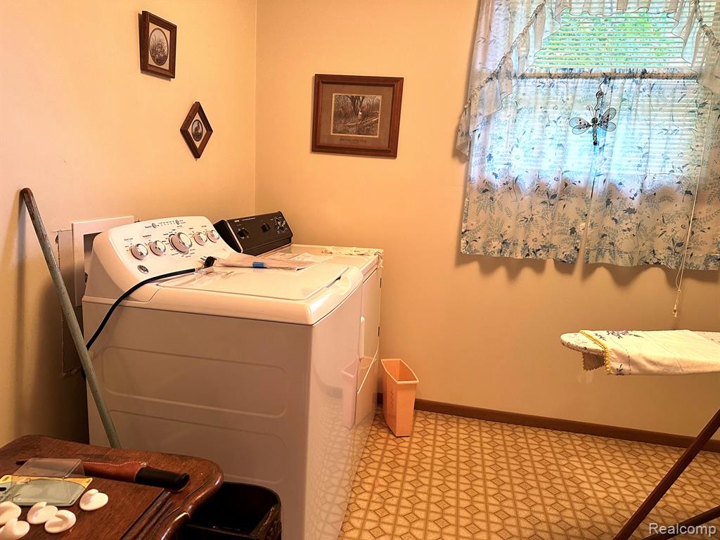 6111 5TH Street, Mayville Vlg, MI 48744 — Photo 10