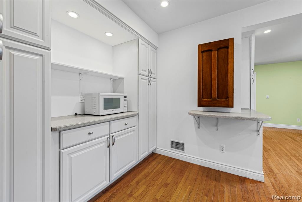 4010 Linwood Avenue, Royal Oak, MI 48073 — Photo 9