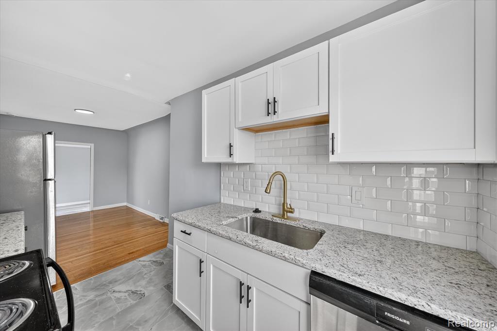 1108 HELEN Street, Garden City, MI — Photo 17