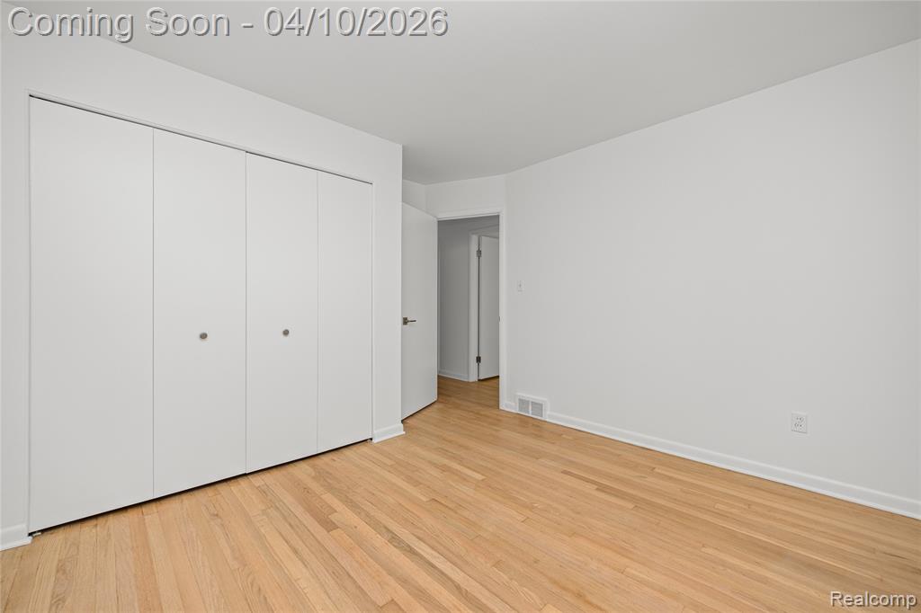 7077 Brookridge Drive, West Bloomfield, MI — Photo 26