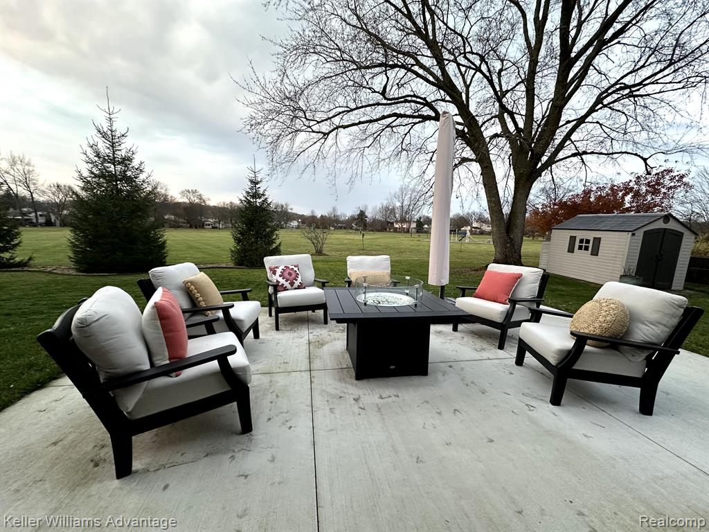 43924 ORLEANS, Canton, MI 48187 — Photo 39
