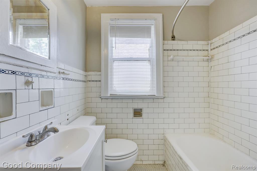 14510 Asbury Park, Detroit, MI 48227 — Photo 16