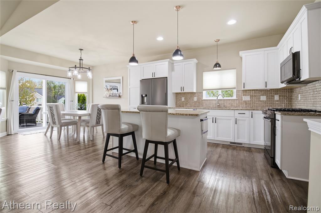 8197 Hidden Cove Court, Grand Blanc, MI 48439 — Photo 25