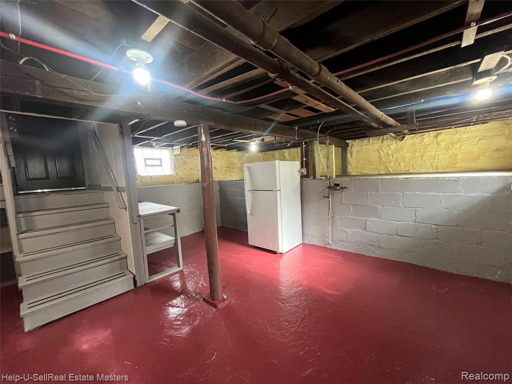 911 9Th St Street, Port Huron, MI 48060 — Photo 15
