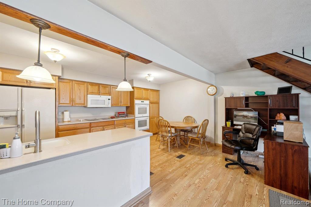 4473 Parkside Boulevard, Allen Park, MI 48101 — Photo 16