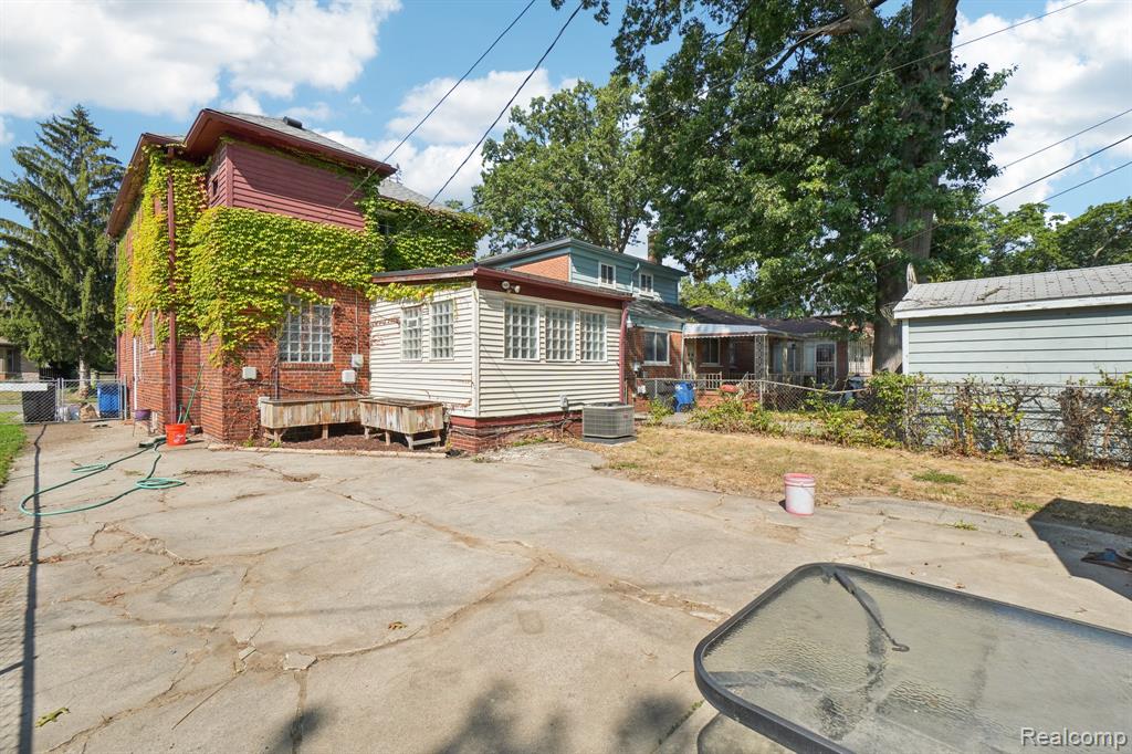 20024 Picadilly Road, Detroit, MI 48221 — Photo 35