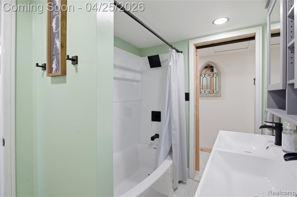 8822 Cogswell Street, Romulus, MI 48174 — Photo 27