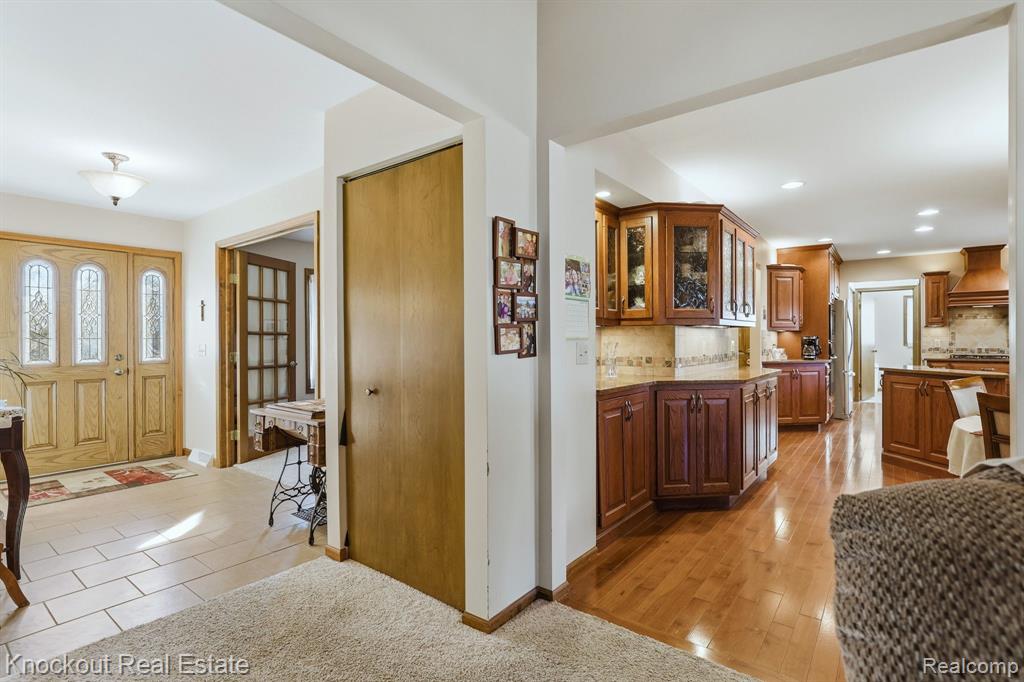 686 Willow Lane, Frankenmuth, MI 48734 — Photo 14