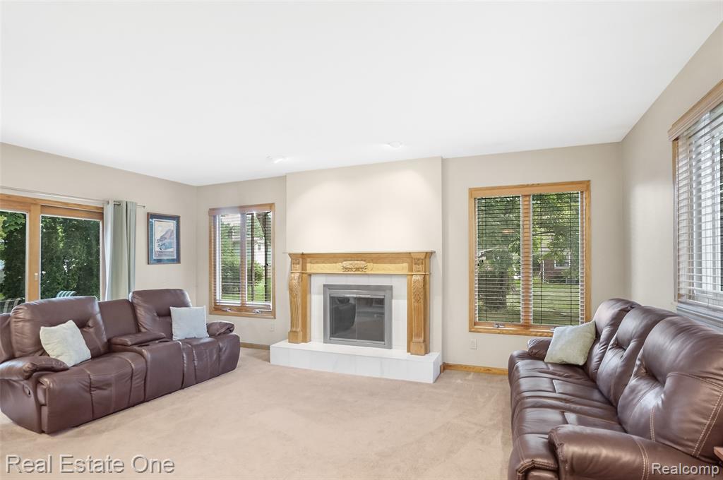 5566 Larkins Drive, Troy, MI 48085 — Photo 10