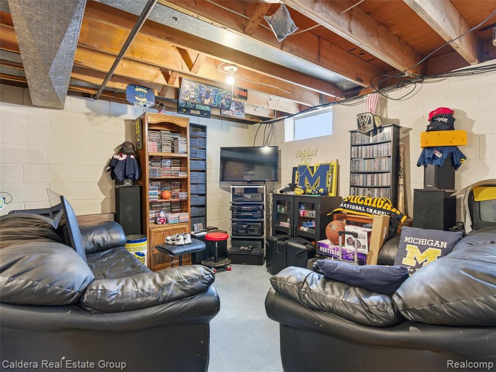 5920 Montgomery Drive, Utica, MI 48316 — Photo 45