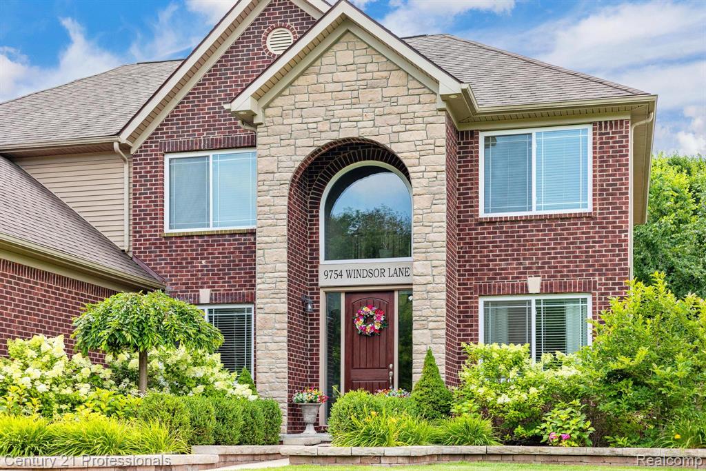9754 Windsor Lane, Clarkston, MI 48348 — Photo 11